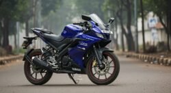 Yamaha R15 v4: लड़कियों को कर देगा पागल – 60kmpl माइलेज और 160km/h टॉप स्पीड वाली धांसू बाइक
